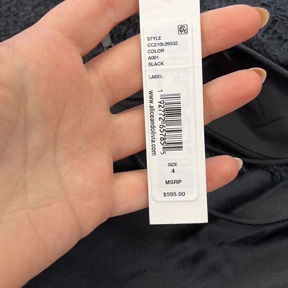 Alice+Olivia Dress 👸🏻   - Picture 5 of 7